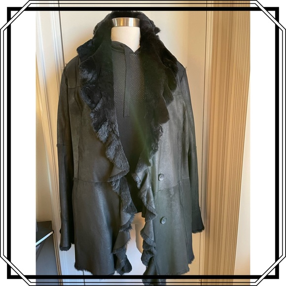 Super Thin Sheared Rabbit Coat w Ruffle Collar - Picture 4 of 10
